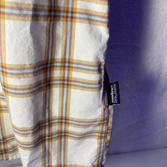 Patagonia short sleve button down shirt small plaid - Picture 2 of 8